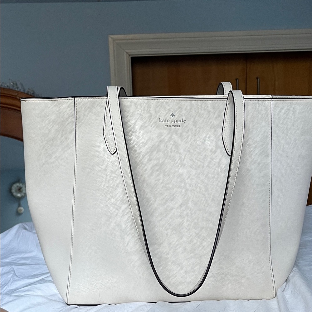 Kate Spade cream Tote Bag